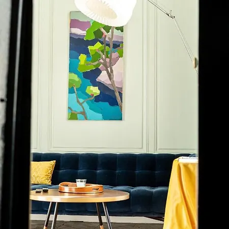Le Henri Ii Hotel