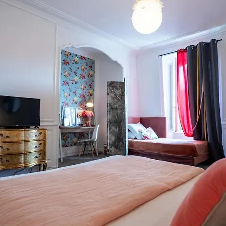 Le Henri Ii Hotel *