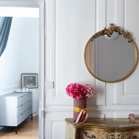 Hotel Le Henri Ii