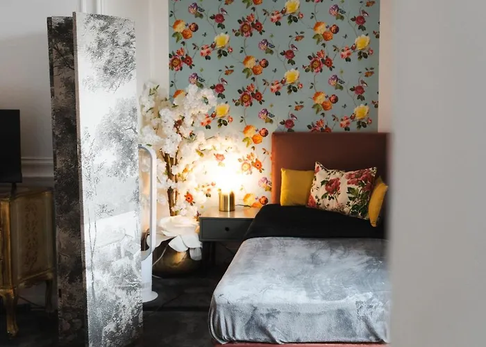 Le Henri Ii - Hyper Centre Du Mans *